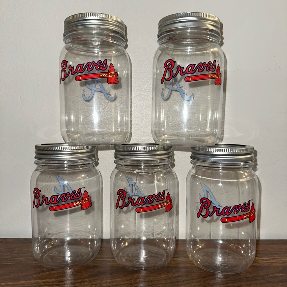 Braves Logo Plastic Mason Jars Set  16oz NEW LIDS